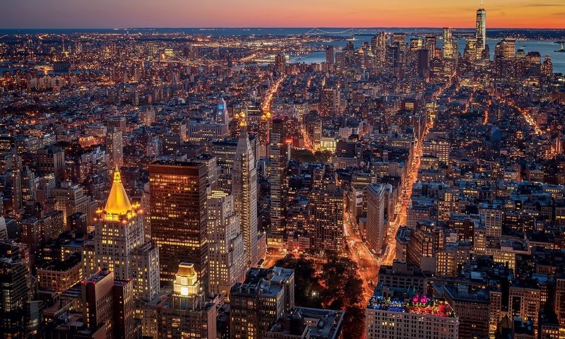 Обои огни, вечер, город, сша, нью-йорк, lights, the evening, the city, usa, new york разрешение 1920x1280 Загрузить