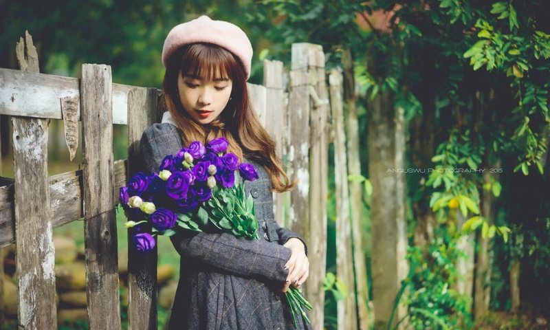 Обои цветы, девушка, забор, модель, азиатка, flowers, girl, the fence, model, asian разрешение 2048x1365 Загрузить