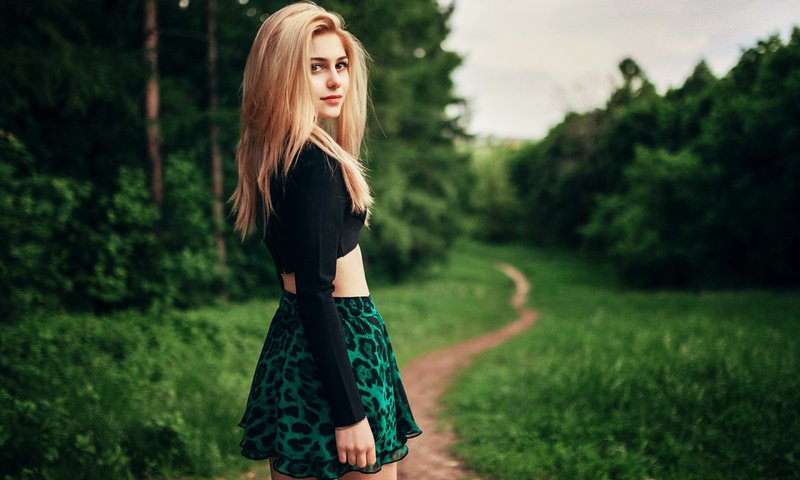 Обои природа, девушка, платье, блондинка, галина ровер, nature, girl, dress, blonde, galina rover разрешение 2880x1800 Загрузить