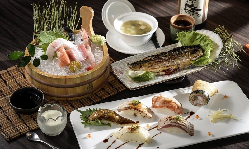 Обои рыба, суши, морепродукты, суп, ассорти, fish, sushi, seafood, soup, cuts разрешение 2048x1367 Загрузить