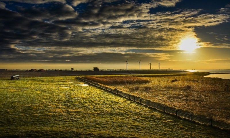 Обои закат, поле, ветряки, ветротурбины, sunset, field, windmills, wind turbine разрешение 2663x1440 Загрузить