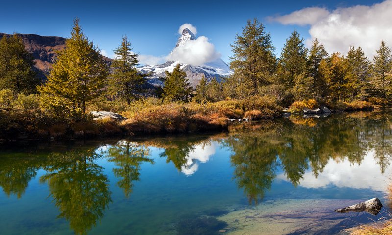 Обои озеро, grindjisee lake, grindjisee, горы, природа, лес, отражение, пейзаж, осень, швейцария, lake, mountains, nature, forest, reflection, landscape, autumn, switzerland разрешение 3840x2400 Загрузить