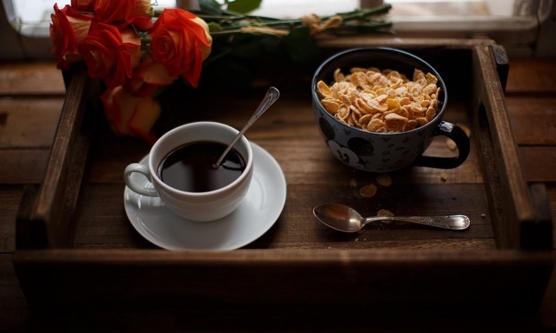 Обои розы, кофе, чашка, завтрак, поднос, кукурузные хлопья, roses, coffee, cup, breakfast, tray, corn flakes разрешение 2048x1365 Загрузить