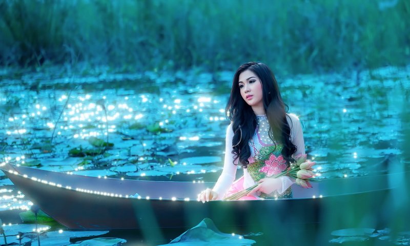 Обои цветы, озеро, девушка, настроение, лето, лодка, азиатка, лотосы, flowers, lake, girl, mood, summer, boat, asian, lotus разрешение 1920x1080 Загрузить