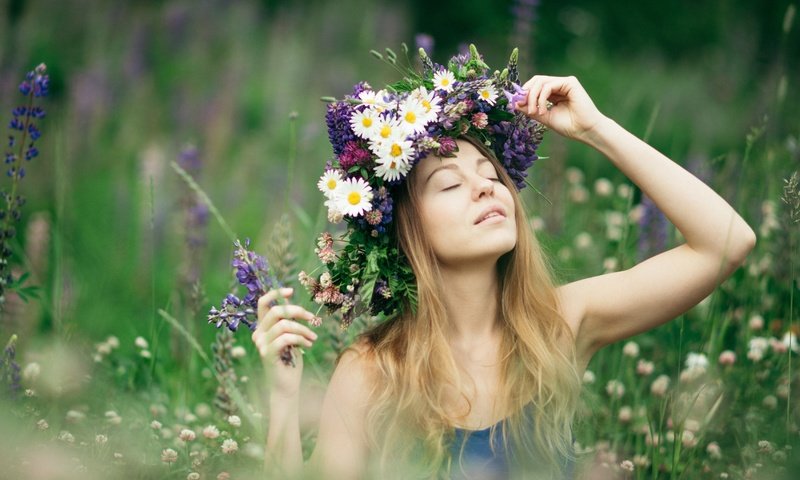 Обои цветы, девушка, настроение, луг, венок, алина, flowers, girl, mood, meadow, wreath, alina разрешение 4599x3066 Загрузить