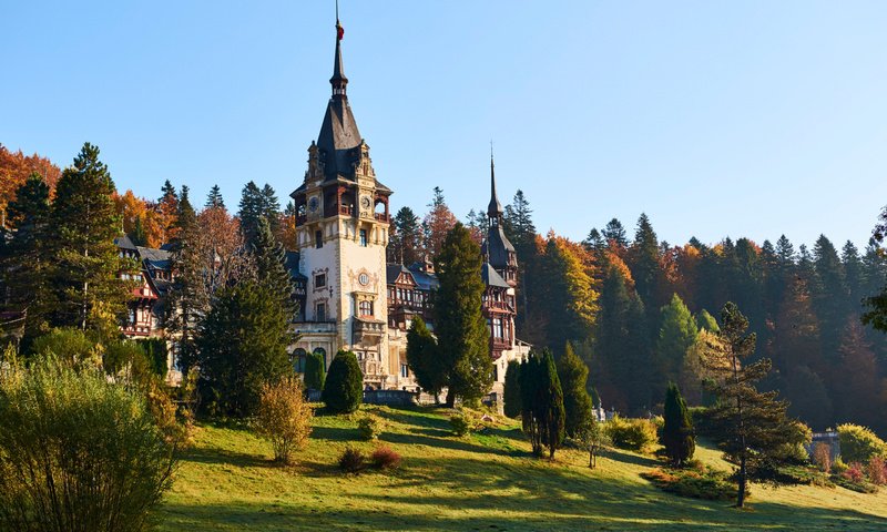 Обои замок, башня, румыния, трансильвания, peles, castle, tower, romania, transylvania разрешение 2560x1600 Загрузить