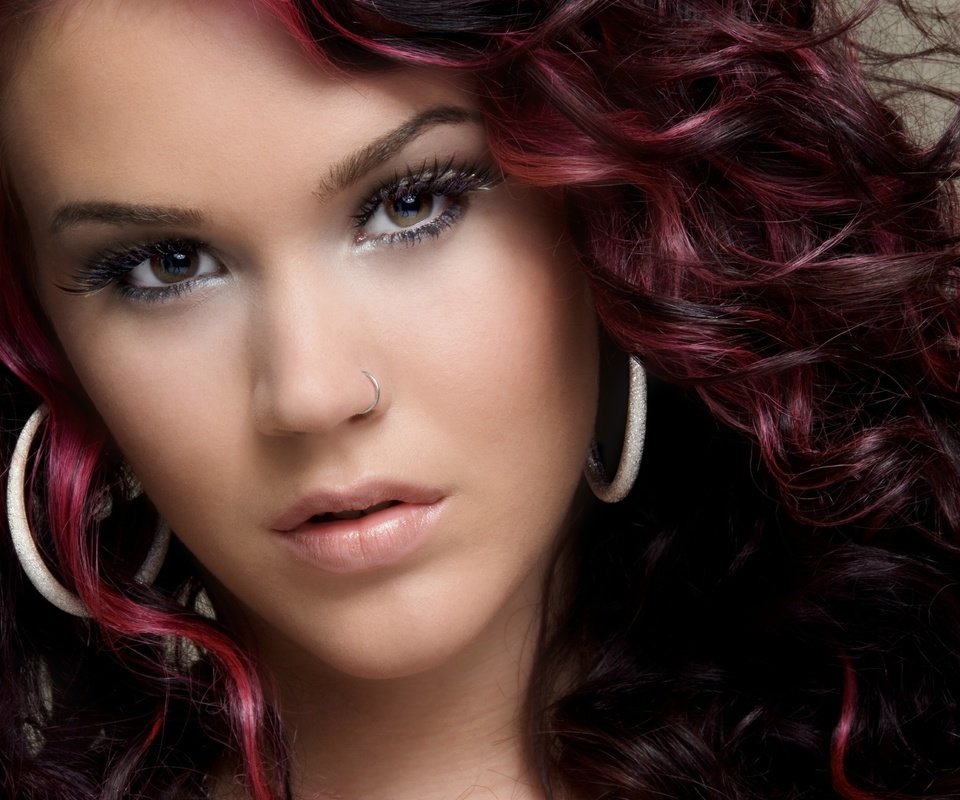 Обои крашеная, пирсинг, сёрьги, джосс стоун, painted, piercing, earrings, joss stone разрешение 3869x2572 Загрузить