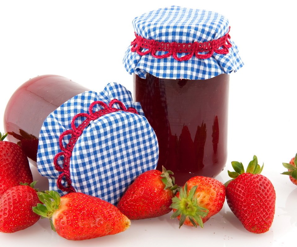 Обои еда, клубника, салфетка, сладкое, запасы на зиму, food, strawberry, napkin, sweet, stocks for the winter разрешение 1920x1080 Загрузить