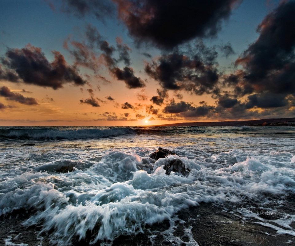 Обои берег, волны, закат, море, shore, wave, sunset, sea разрешение 1920x1200 Загрузить