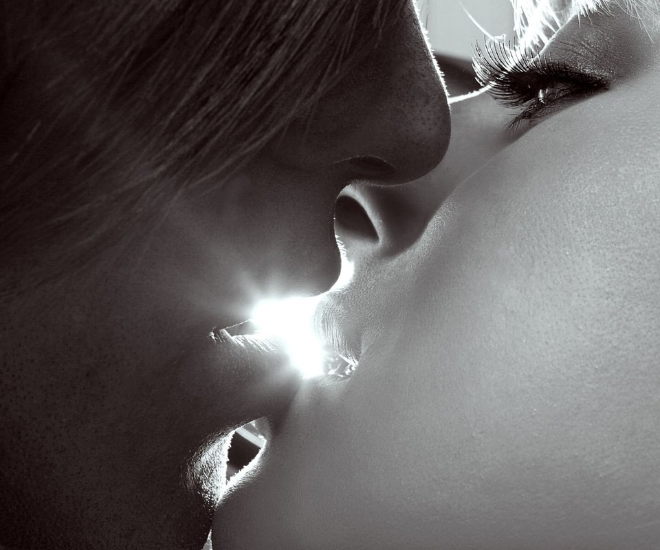 Обои поцелуй, kiss разрешение 1920x1080 Загрузить