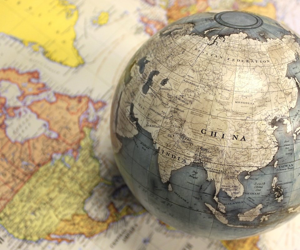 Обои мир, карта, глобус, the world, map, globe разрешение 2560x1600 Загрузить