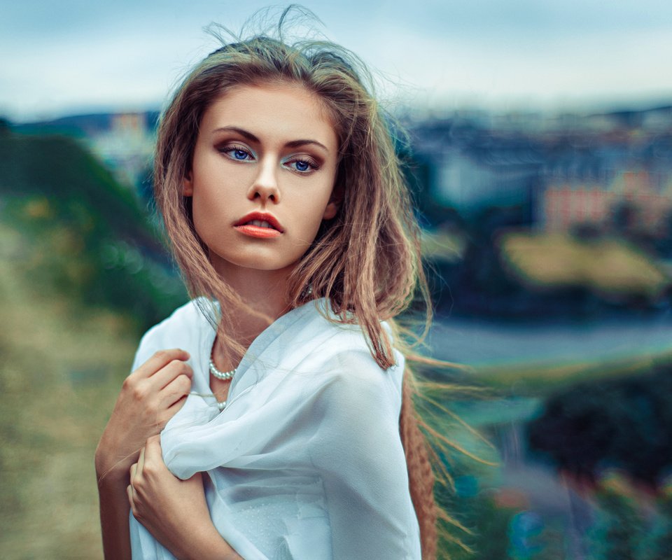 Обои глаза, девушка, портрет, модель, волосы, лицо, ветер, alek, eyes, girl, portrait, model, hair, face, the wind разрешение 2048x1365 Загрузить