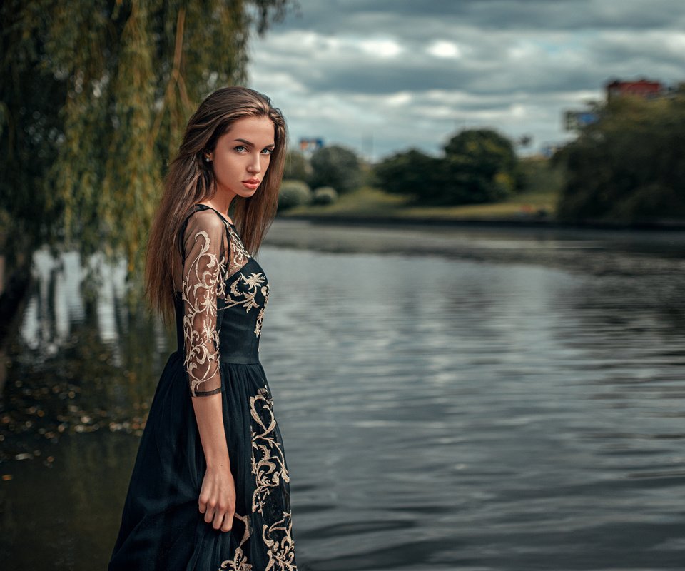 Обои река, девушка, платье, взгляд, волосы, черное, мила будаева, river, girl, dress, look, hair, black, mila budaeva разрешение 2048x1151 Загрузить