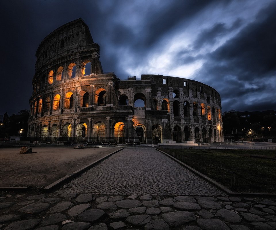 Обои италия, колизей, рим, roma, италиа, dark coliseum, italy, colosseum, rome, italia разрешение 1920x1280 Загрузить