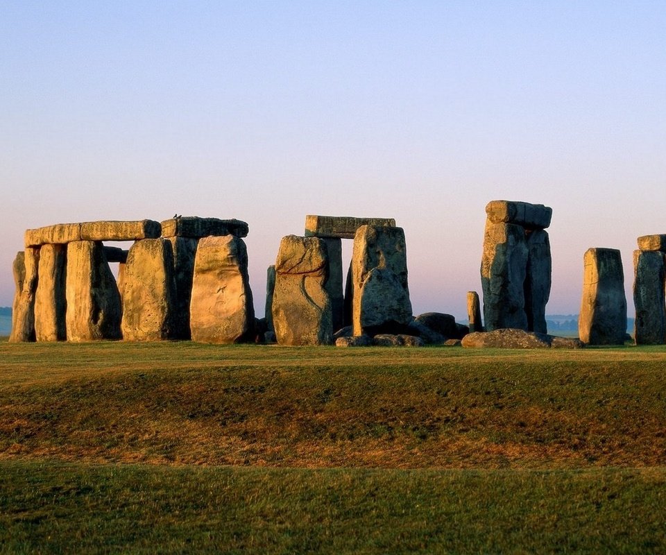 Обои камни, пейзаж, англия, стоунхендж, туризм, stones, landscape, england, stonehenge, tourism разрешение 1920x1200 Загрузить