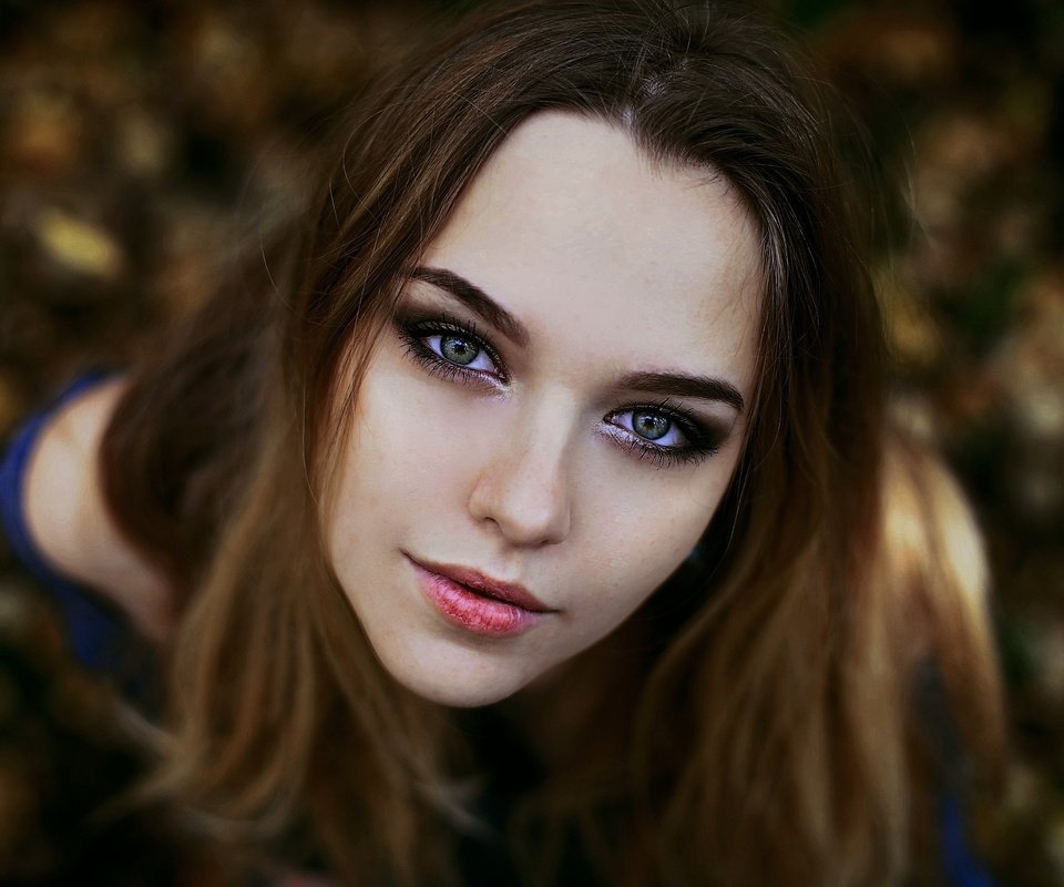 Обои глаза, девушка, портрет, взгляд, модель, волосы, лицо, eyes, girl, portrait, look, model, hair, face разрешение 2048x1363 Загрузить