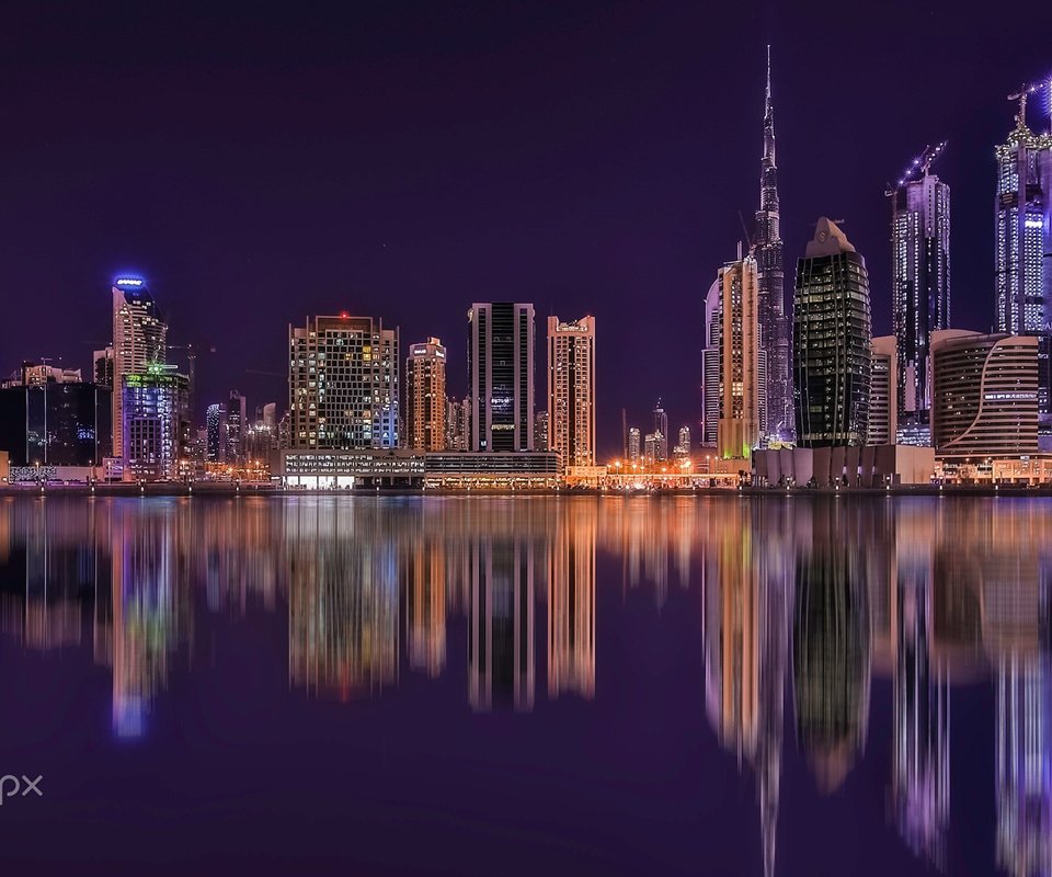 Обои ночь, огни, отражение, город, дубаи, оаэ, david gomes, night, lights, reflection, the city, dubai, uae разрешение 1920x1200 Загрузить