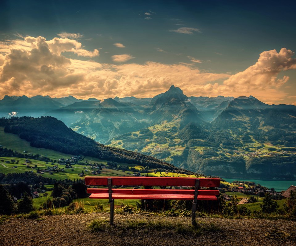 Обои небо, облака, горы, природа, пейзаж, панорама, скамейка, лавка, the sky, clouds, mountains, nature, landscape, panorama, bench, shop разрешение 5616x3370 Загрузить