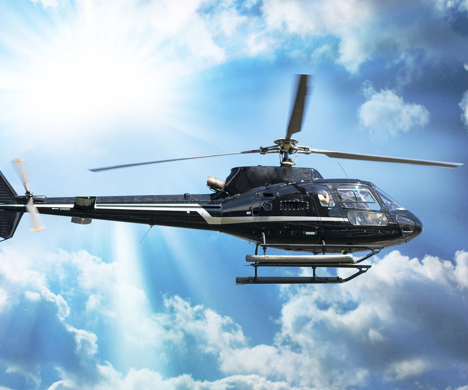Обои небо, облака, вертолет, гелиокоптер, the sky, clouds, helicopter разрешение 1920x1200 Загрузить