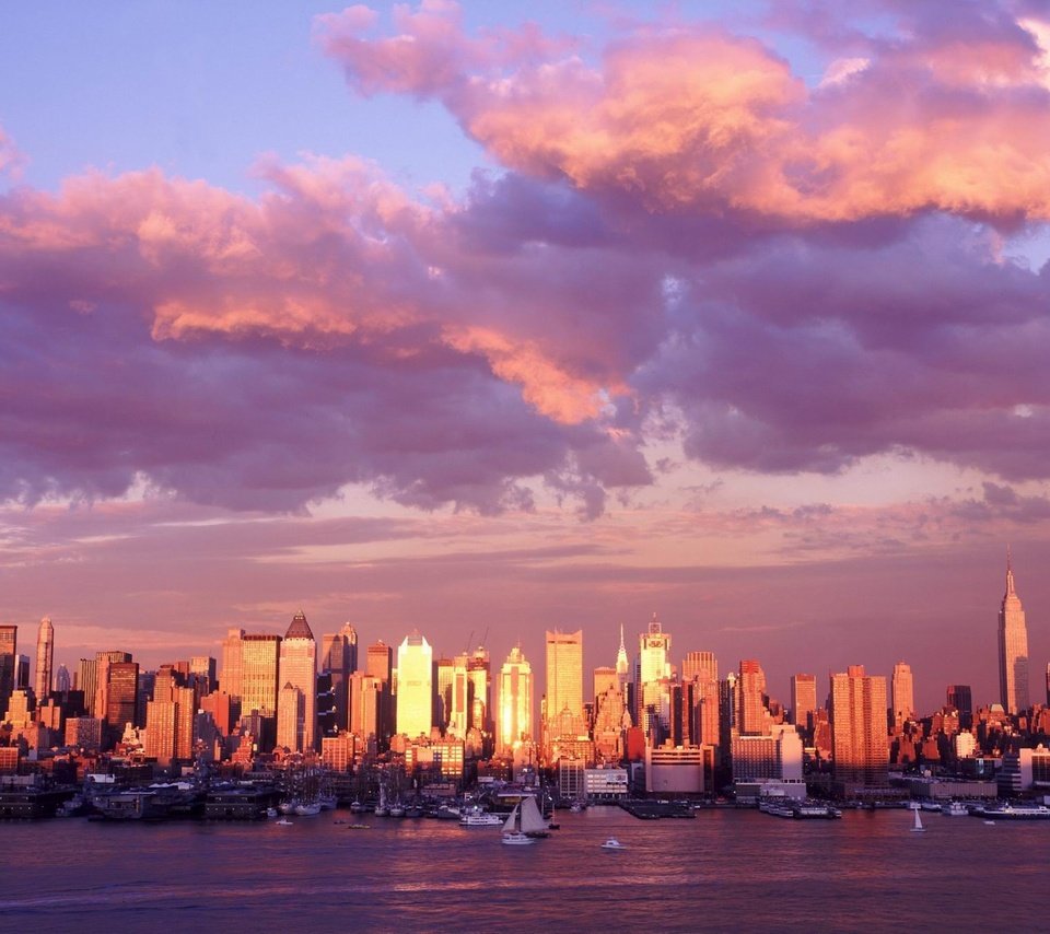 Обои облака, панорама, город, манхеттен, clouds, panorama, the city, manhattan разрешение 4096x1350 Загрузить