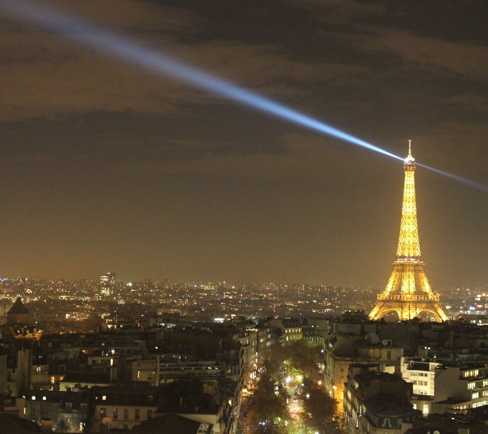 Обои огни, париж, эйфелева башня, lights, paris, eiffel tower разрешение 2560x1707 Загрузить