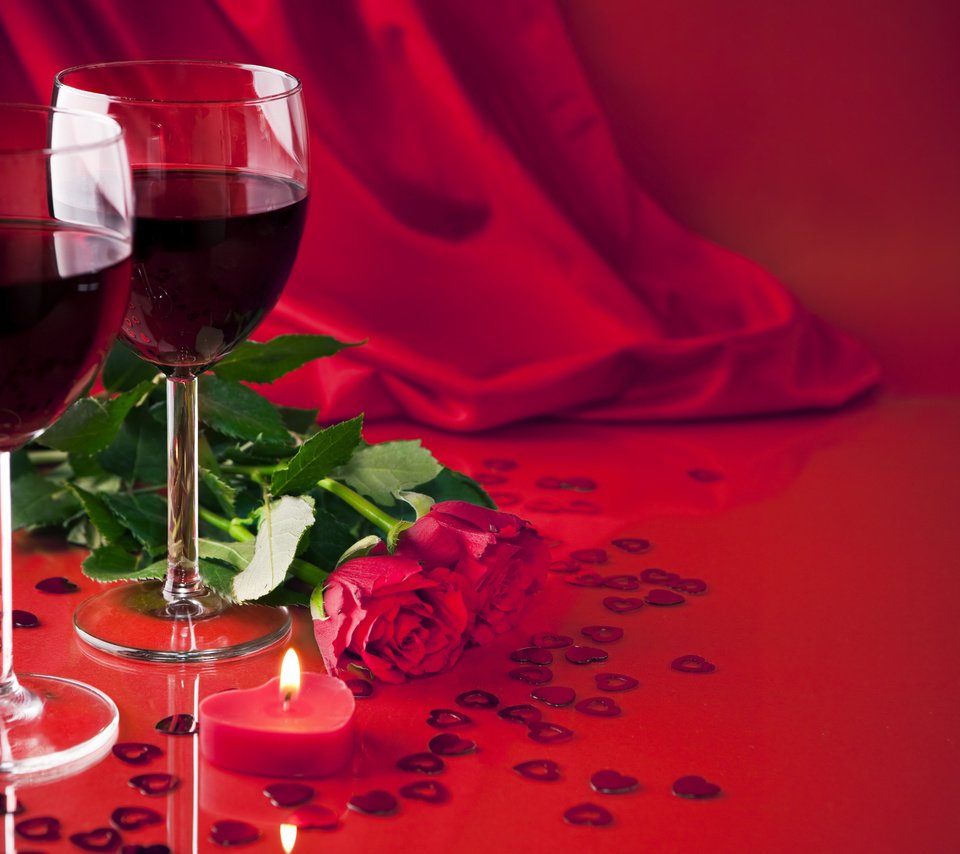 Обои цветы, свечи, розы, красные, вина, flowers, candles, roses, red, wine разрешение 2560x1600 Загрузить