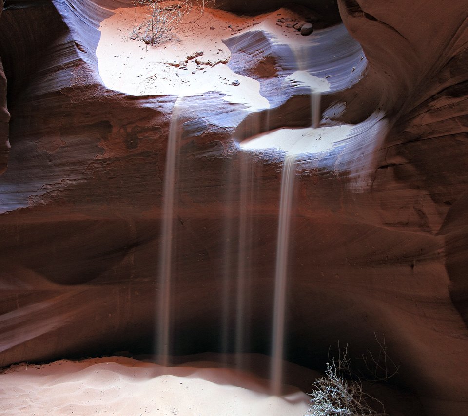 Обои песок, каньон, сша, каньон антилопы, пещера, штат аризона, sand, canyon, usa, antelope canyon, cave, arizona разрешение 2048x1366 Загрузить