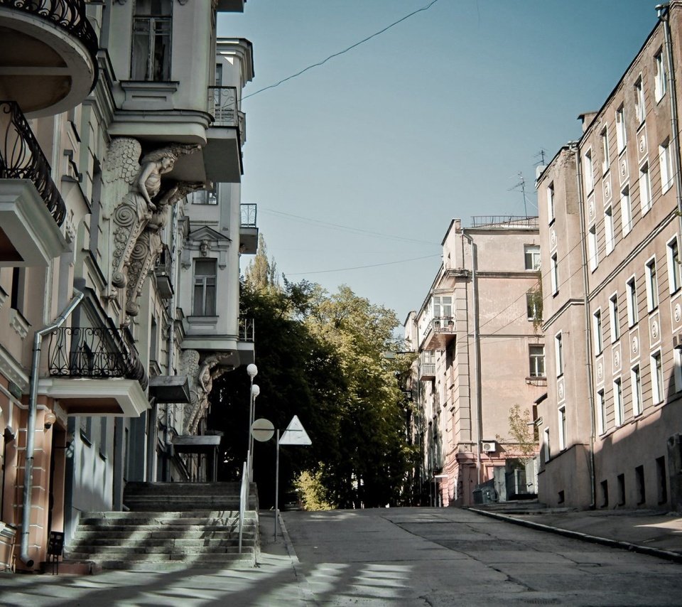 Обои лето, улица, здания, мостовая, украина, харьков, summer, street, building, bridge, ukraine, kharkov разрешение 1920x1080 Загрузить