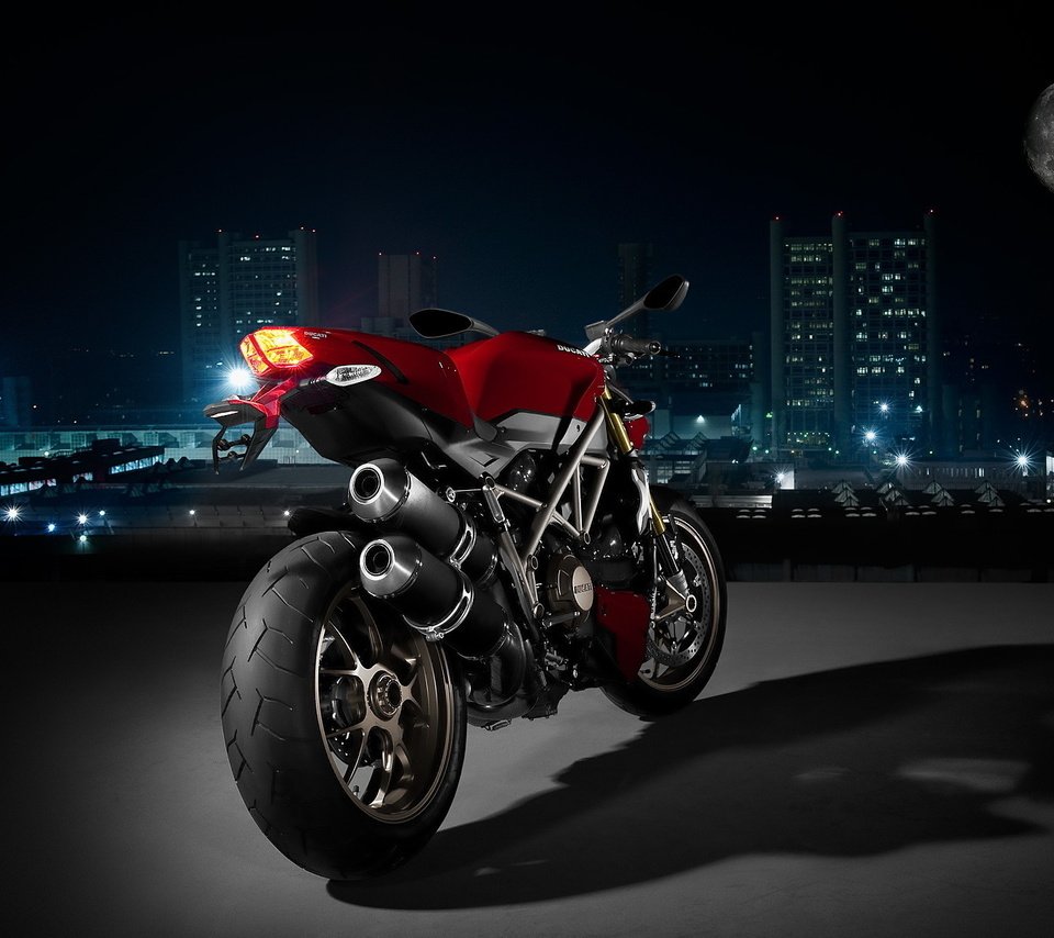 Обои ночь, город, мото, дукати, night, the city, moto, ducati разрешение 1920x1200 Загрузить