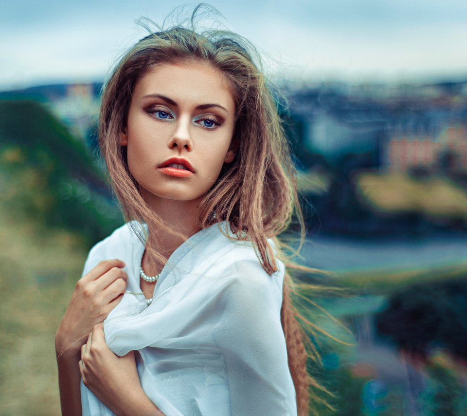 Обои глаза, девушка, портрет, модель, волосы, лицо, ветер, alek, eyes, girl, portrait, model, hair, face, the wind разрешение 2048x1365 Загрузить