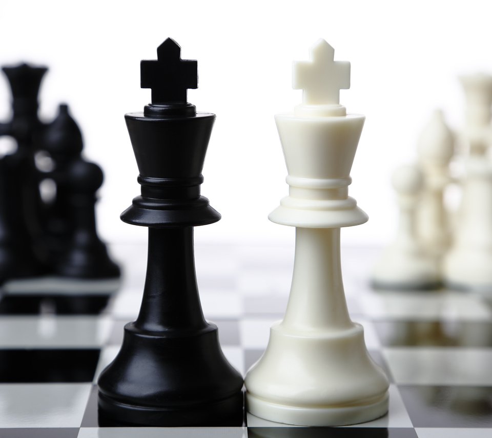 Обои шахматная доска, шахматы, шахматная, доска, черный, белый, фигуры, игра, белая, король, блака, chess board, chess, board, black, white, figure, the game, king разрешение 4823x3206 Загрузить