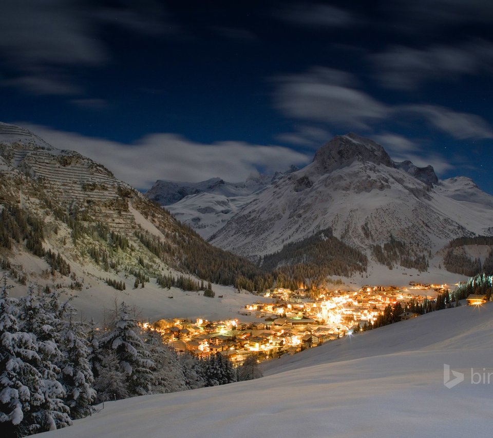 Обои ночь, огни, зима, город, австрия, bing, лех, night, lights, winter, the city, austria, leh разрешение 1920x1200 Загрузить