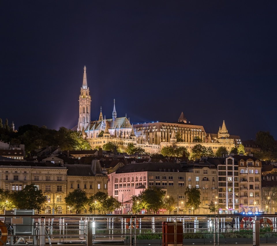 Обои ночь, огни, венгрия, будапешт, night, lights, hungary, budapest разрешение 2880x2132 Загрузить