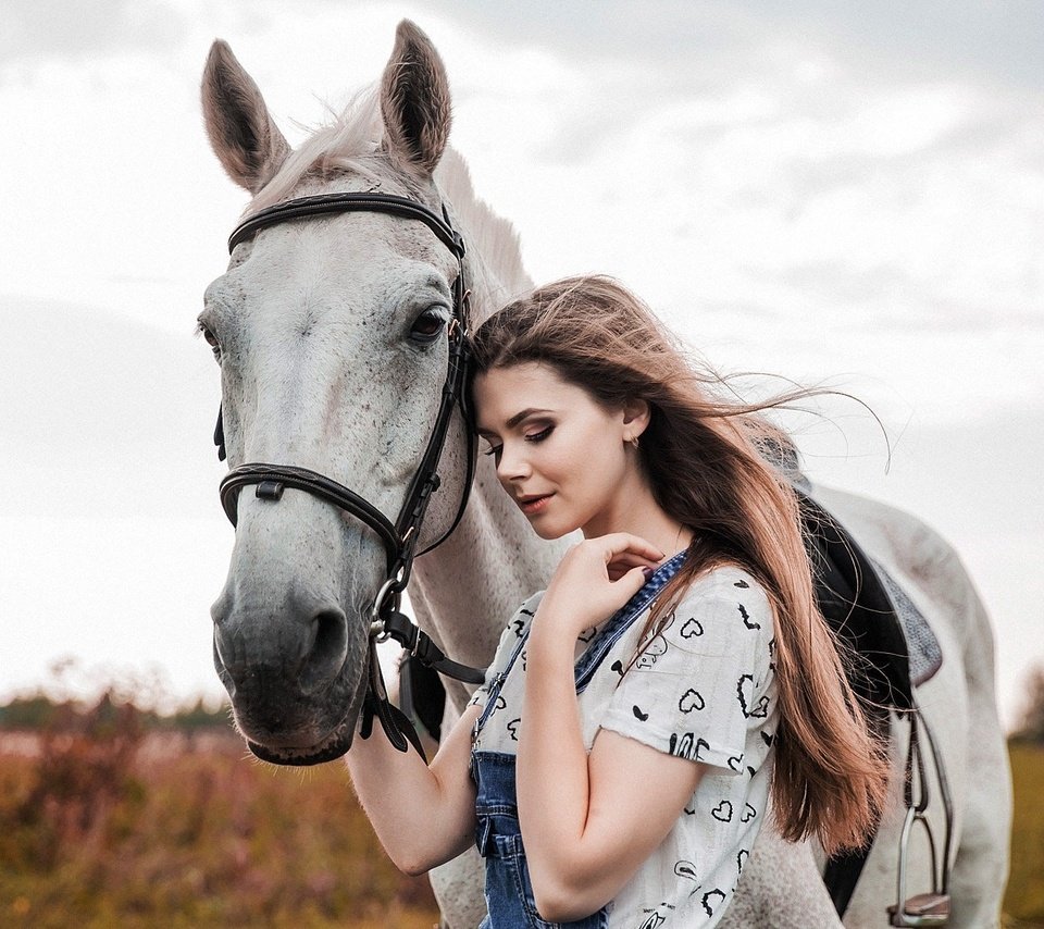 Обои лошадь, портрет, брюнетка, модель, волосы, лицо, дмитрий корнеев, horse, portrait, brunette, model, hair, face, dmitry korneev разрешение 1920x1080 Загрузить