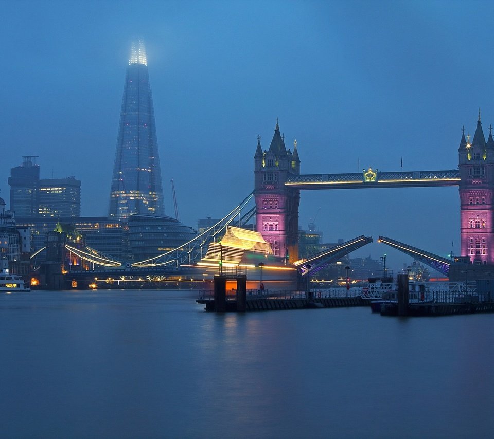 Обои река, туман, лондон, темза, башня, англия, тауэрский мост, river, fog, london, thames, tower, england, tower bridge разрешение 2048x1365 Загрузить