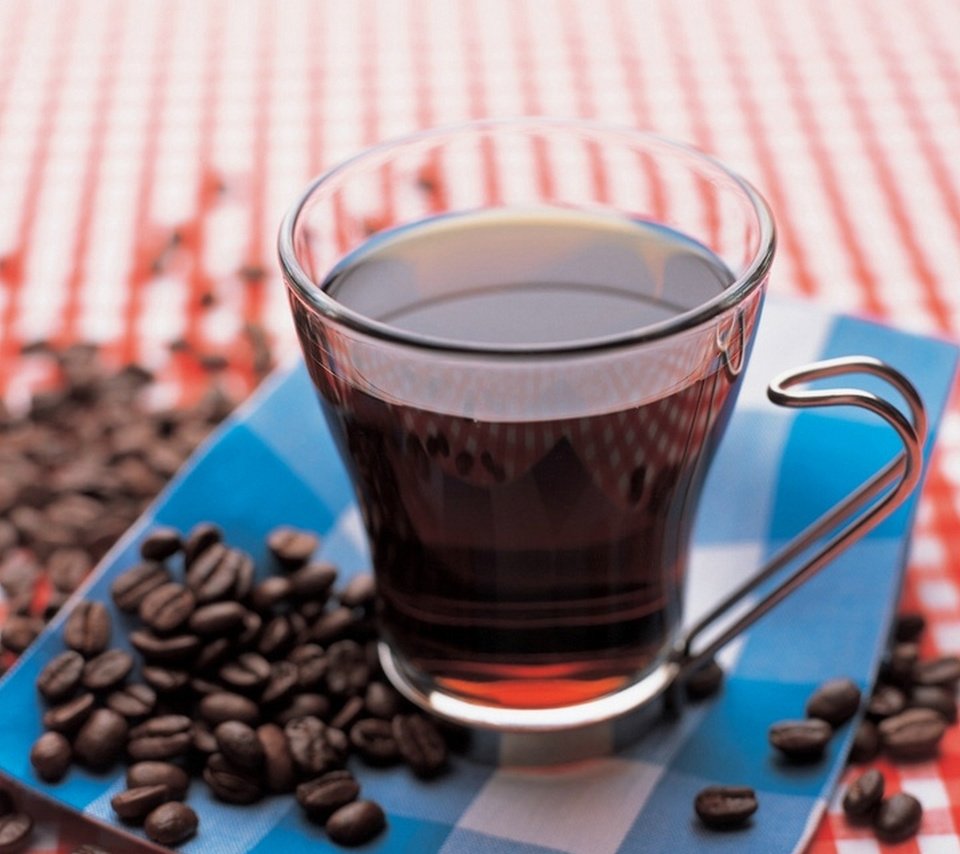 Обои зерна, кофе, стол, чашка, кофейные зерна, grain, coffee, table, cup, coffee beans разрешение 1920x1200 Загрузить