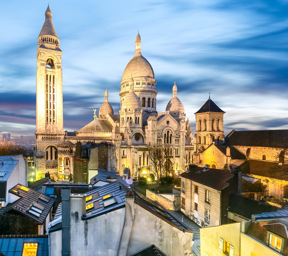 Обои огни, вечер, храм, дома, париж, франция, крыши, lights, the evening, temple, home, paris, france, roof разрешение 2621x1747 Загрузить