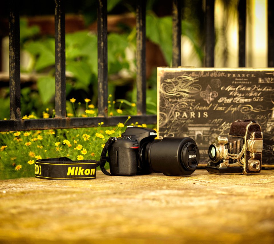 Обои фотоаппарат, камера, объектив, никон, the camera, camera, lens, nikon разрешение 4000x2670 Загрузить