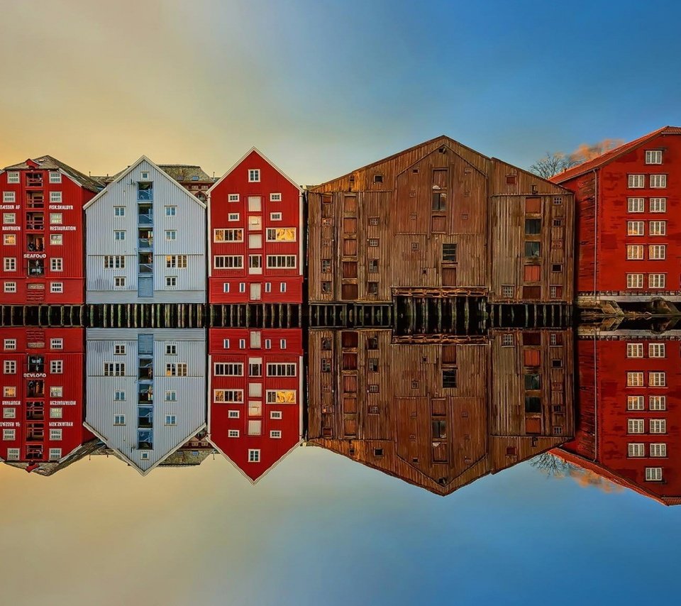 Обои отражение, город, дома, норвегия, тронхейм, reflection, the city, home, norway, trondheim разрешение 1920x1080 Загрузить