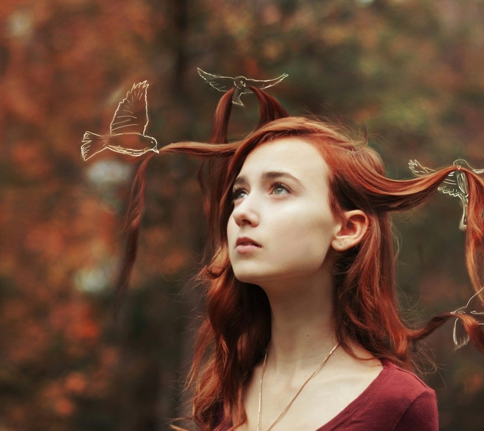 Обои лес, девушка, портрет, рыжая, птицы, волосы, forest, girl, portrait, red, birds, hair разрешение 1920x1200 Загрузить