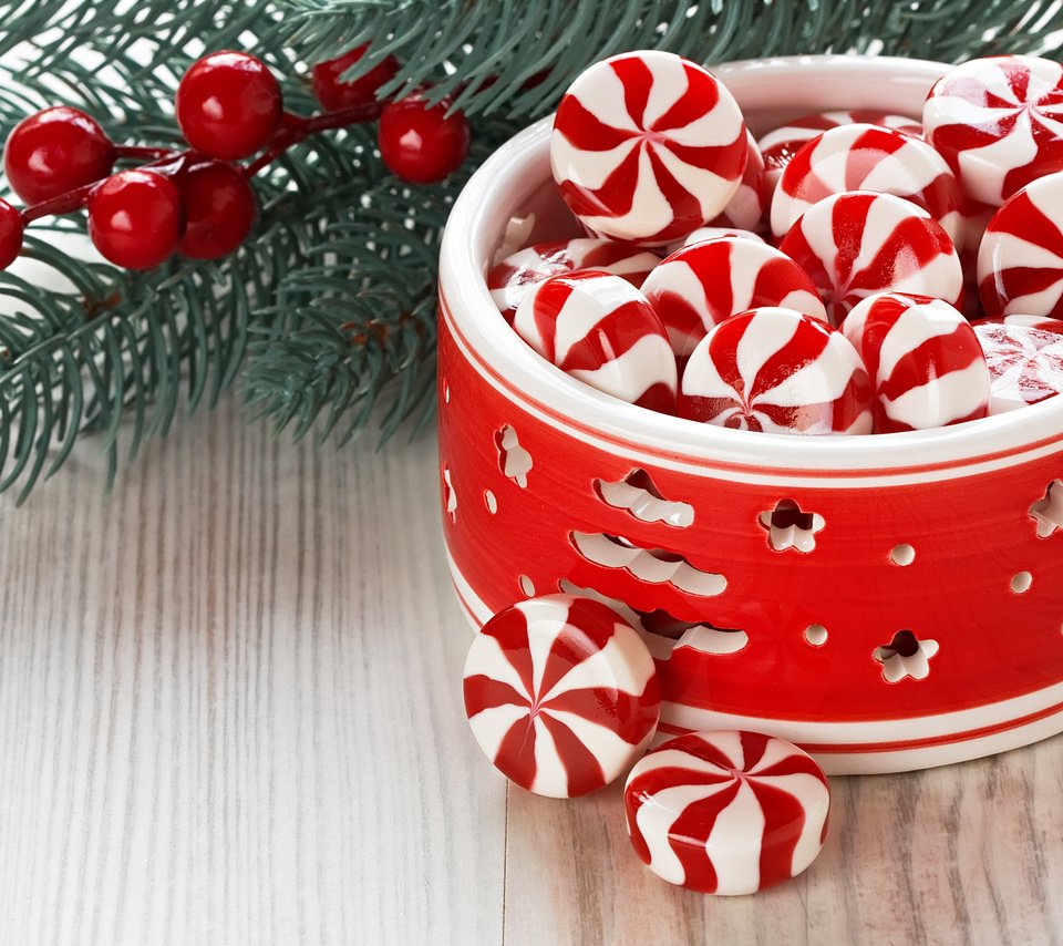 Обои новый год, конфеты, рождество, леденцы, new year, candy, christmas, lollipops разрешение 3840x2400 Загрузить