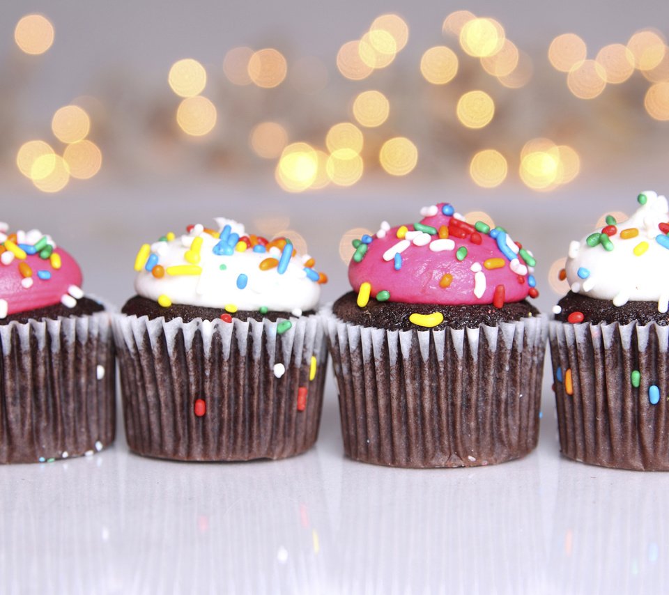 Обои сладкое, десерт, кексы, sweet, dessert, cupcakes разрешение 2560x1600 Загрузить