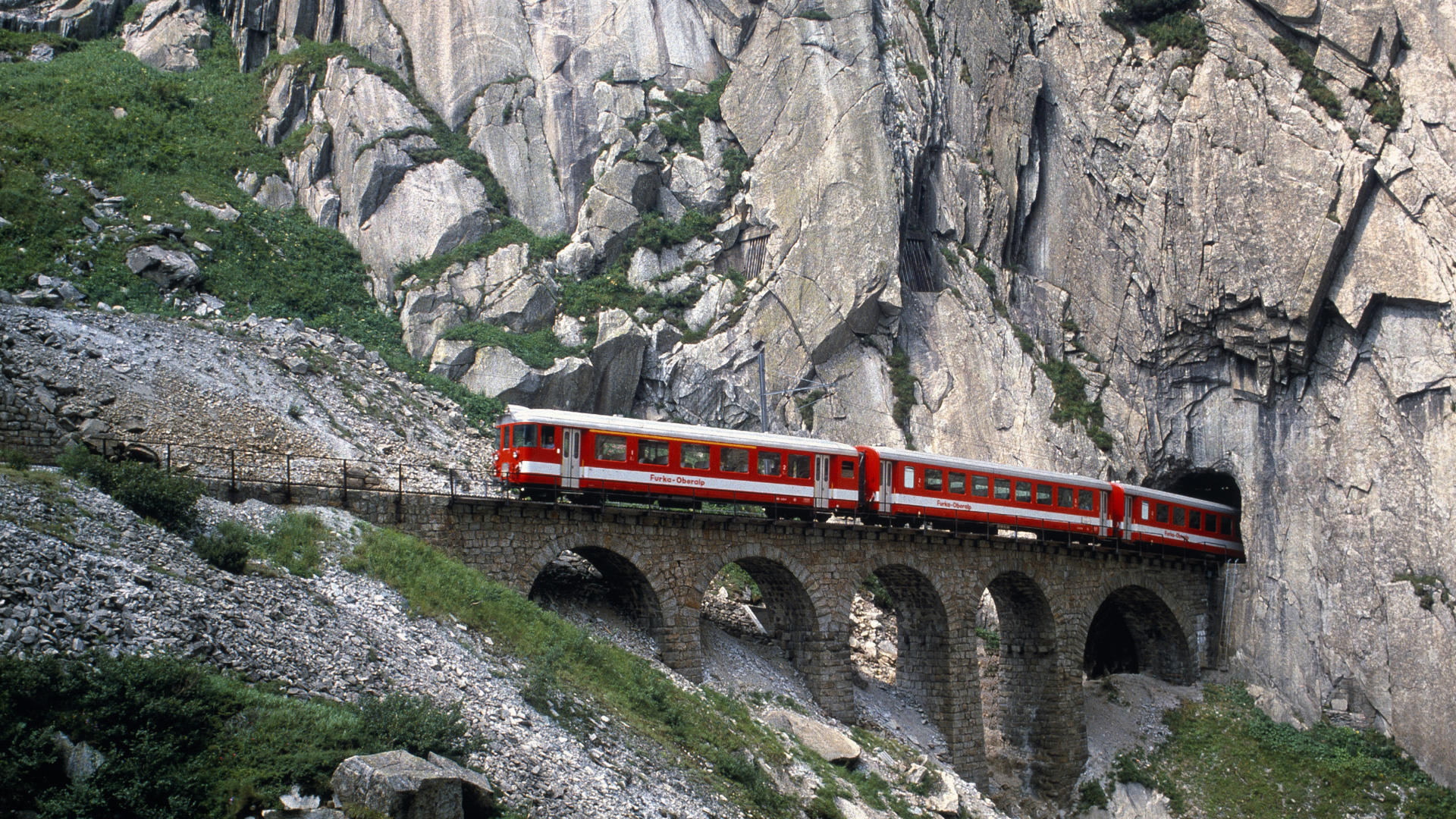 Обои горы, железная дорога, швейцария, mountains, railroad, switzerland разрешение 1920x1080 Загрузить