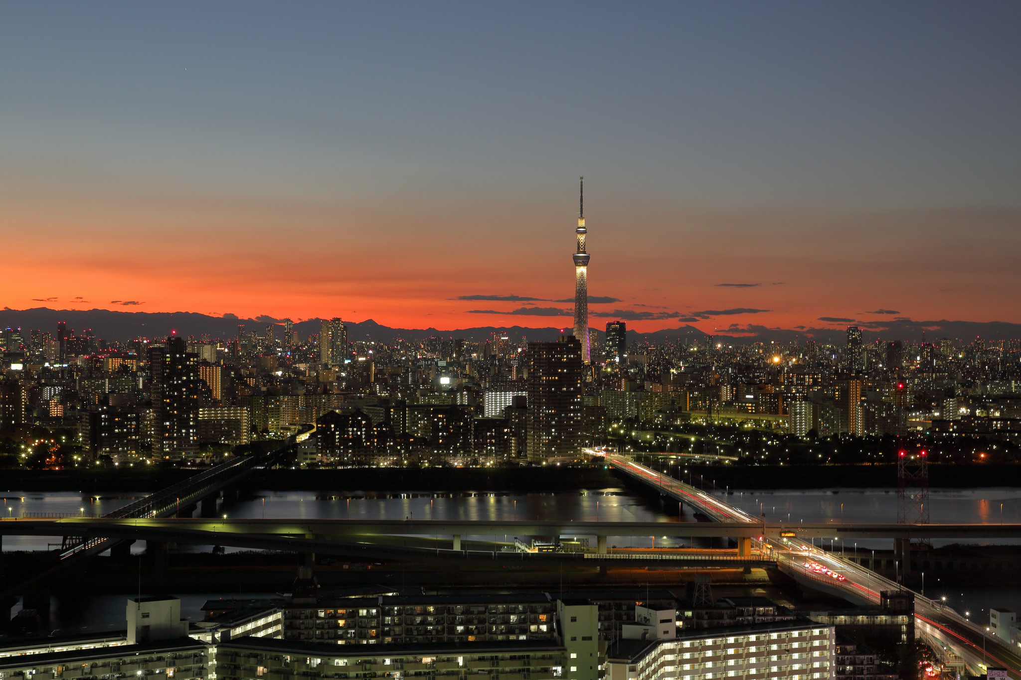 Обои япония, башня, токио, roaș, japan, tower, tokyo разрешение 2048x1365 Загрузить