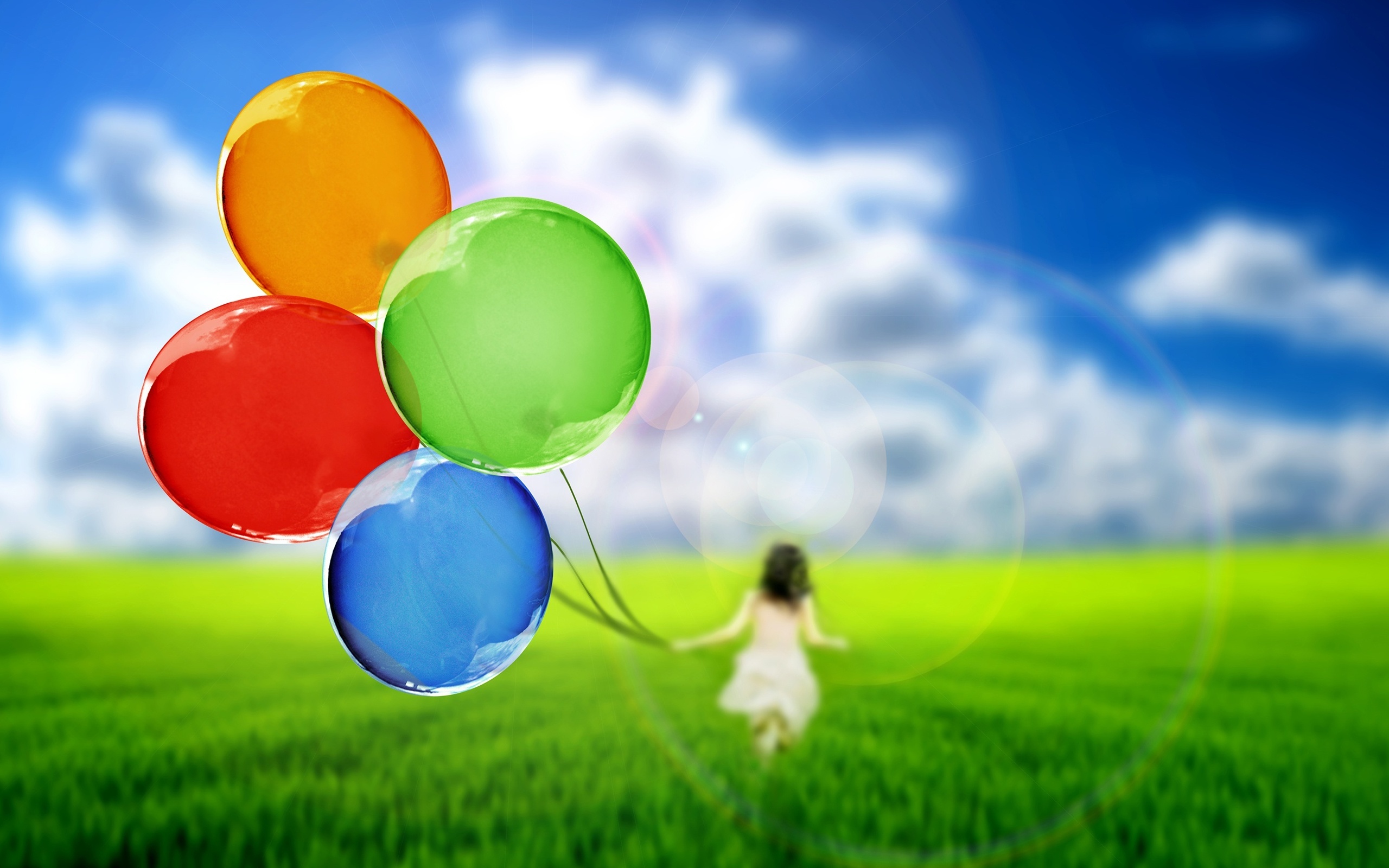 Обои небо, трава, поле, девочка, воздушные шары, зеленая, the sky, grass, field, girl, balloons, green разрешение 2560x1600 Загрузить