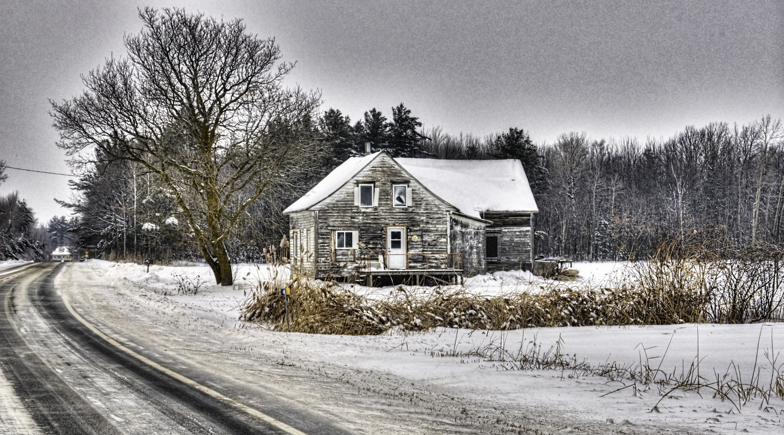 Обои дорога, природа, зима, дом, road, nature, winter, house разрешение 2597x1440 Загрузить