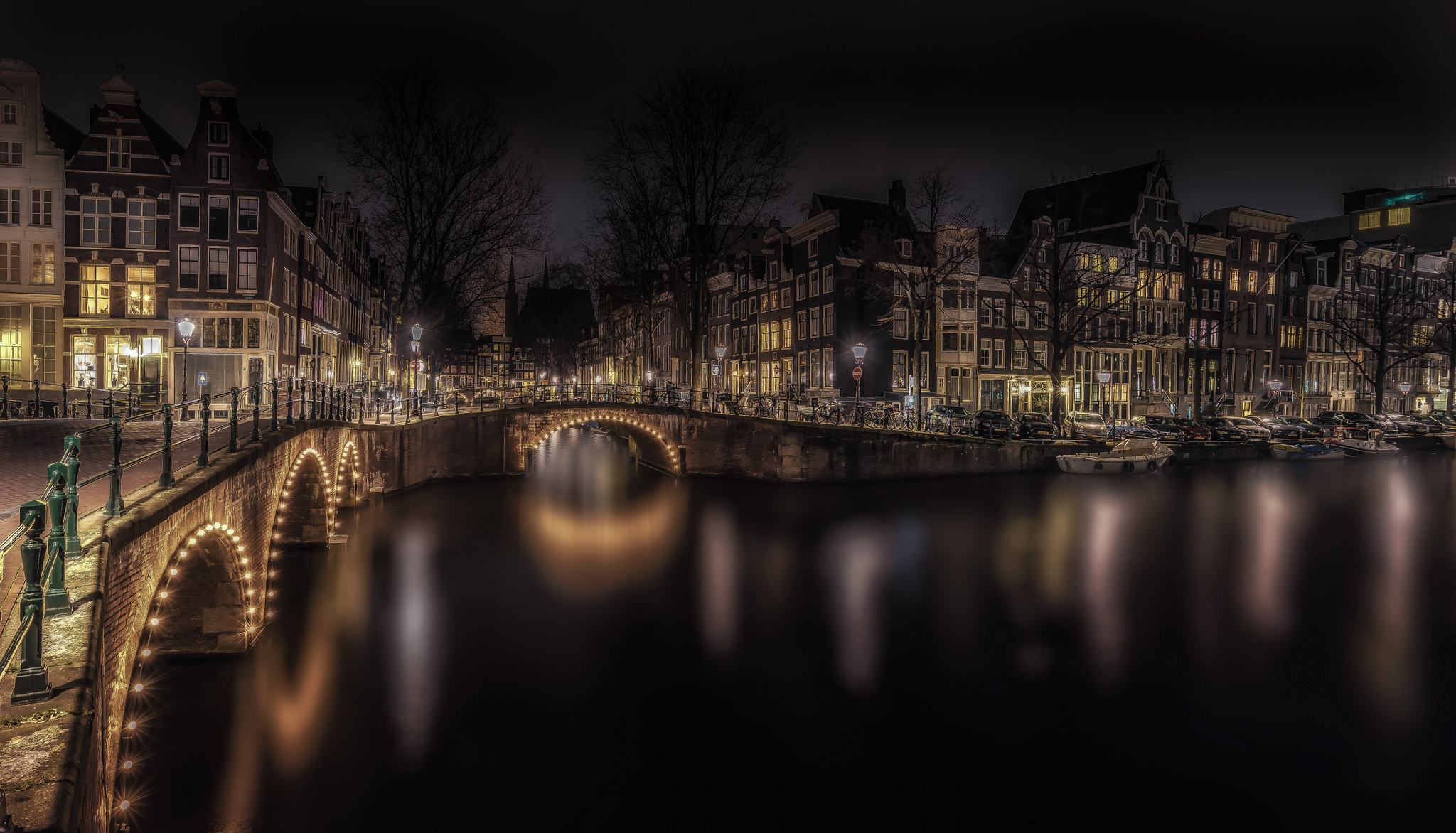 Обои ночь, огни, мост, дома, нидерланды, амстердам, night, lights, bridge, home, netherlands, amsterdam разрешение 2048x1172 Загрузить