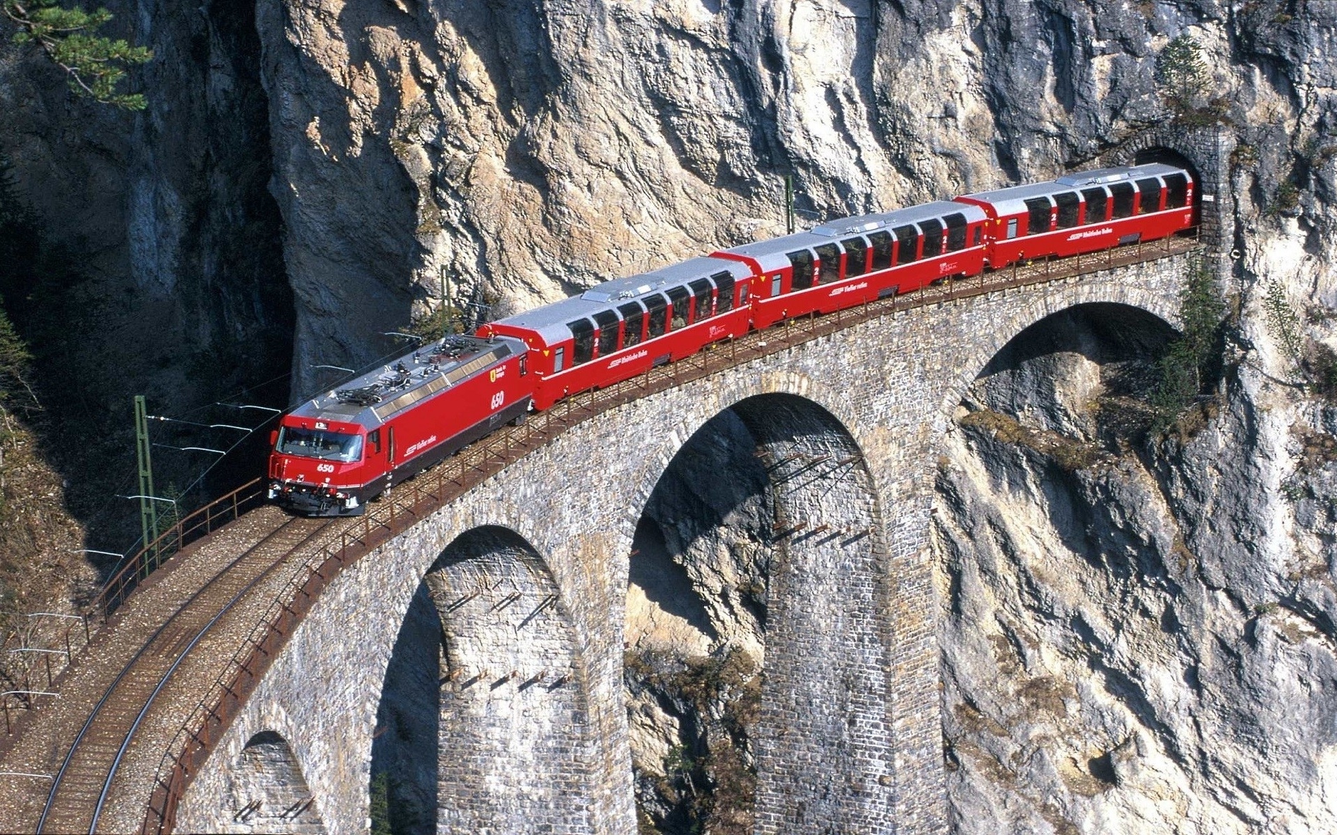 Обои горы, природа, швейцария, поезда, мосты, mountains, nature, switzerland, trains, bridges разрешение 1920x1200 Загрузить