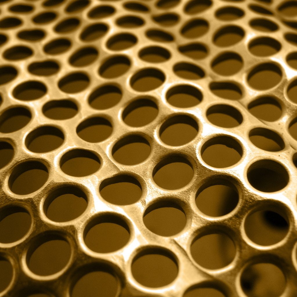 Обои металл, текстура, круги, сетка, кружочки, решетка, золото, ячейки, metal, texture, circles, mesh, grille, gold, cell разрешение 1920x1200 Загрузить