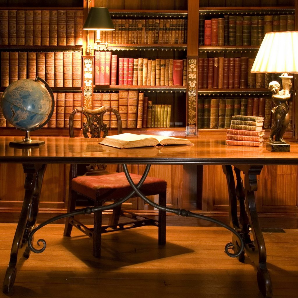 Обои lampa, stol, komnata, knigi, stul, globus, polki, bibliot, book разрешение 4000x2695 Загрузить